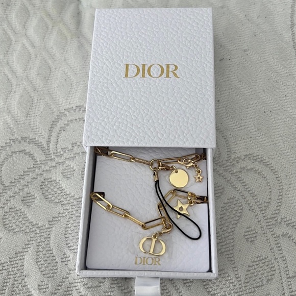 Upcycled Gold Charms Paper Clip Chain Choker Necklace - Picture 5 of 5